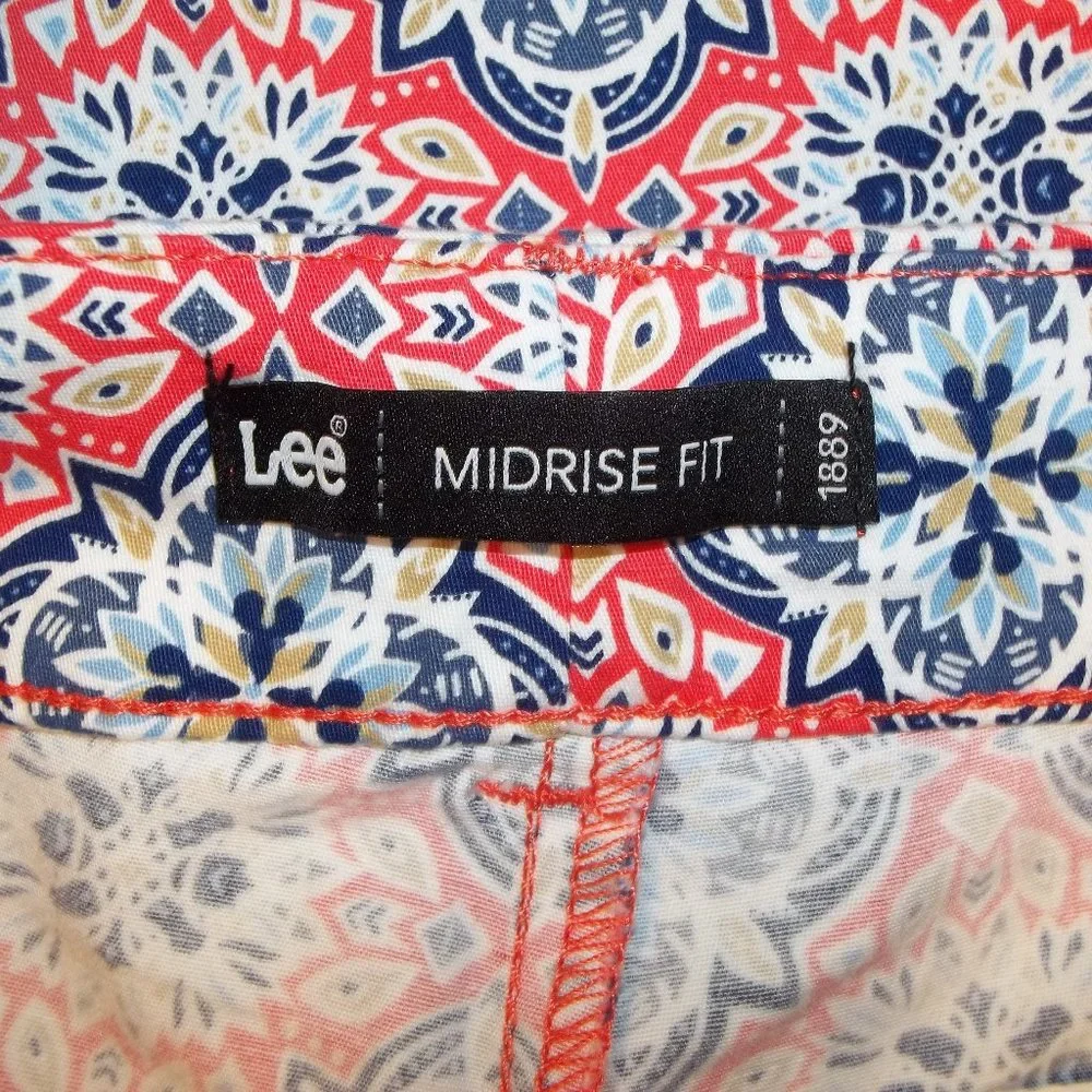Lee Womens Shorts Size 16M Midrise Fit Geometric Casual Orange Blue White NWT - Picture 5 of 7